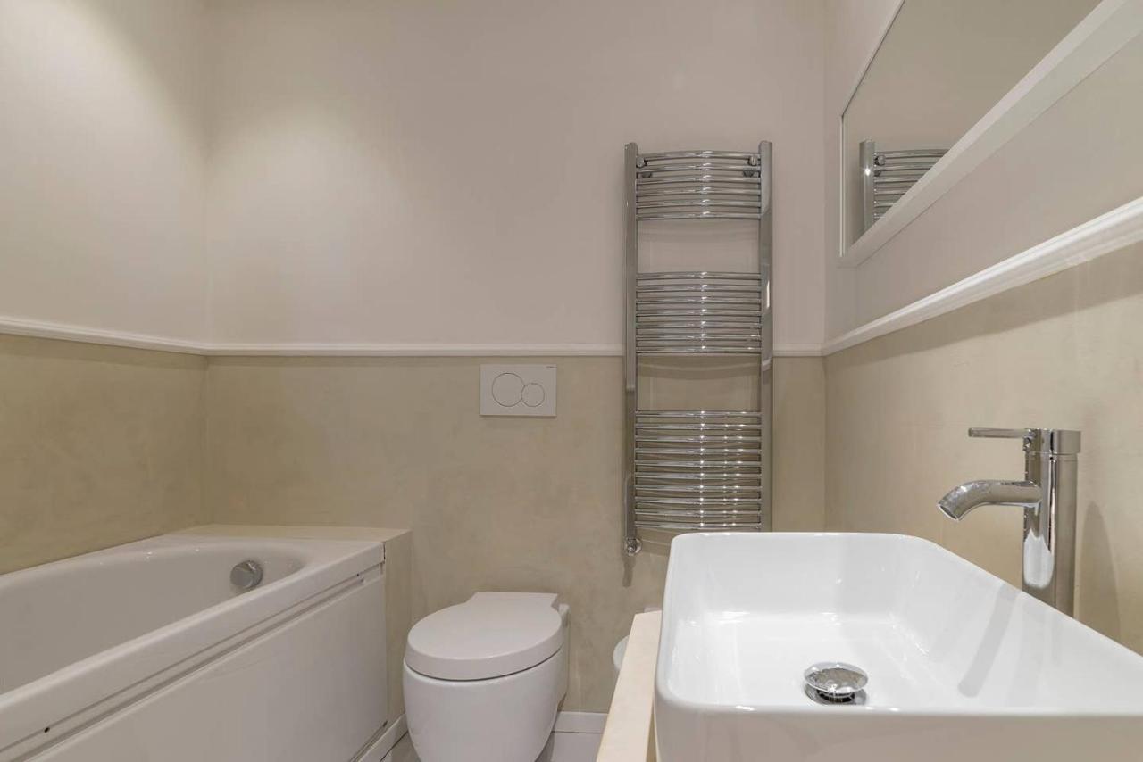 Loft Farnese 2 Apartment โรม ภายนอก รูปภาพ